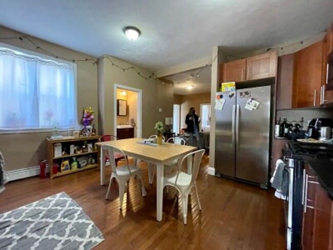 Photo - 5 Bed 2 Bath - Allston - 9/1