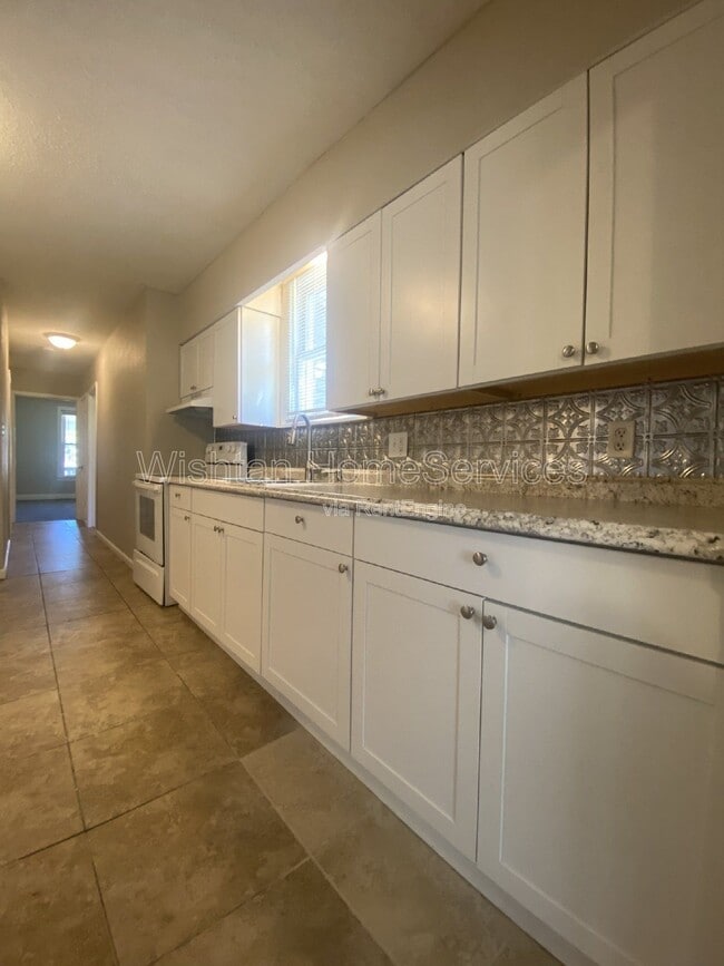 Photo - 617 W Calhoun St Unit A