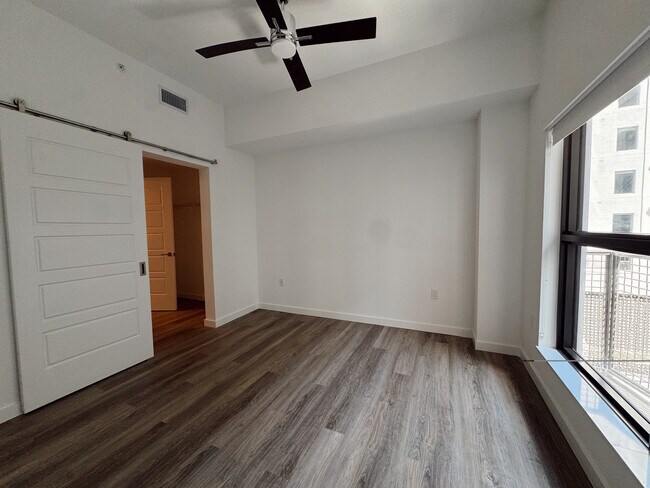 Photo - 426 NW 8th St Unidad A1