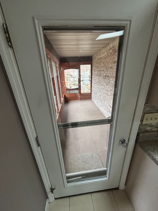 Photo - 613 Monroe St