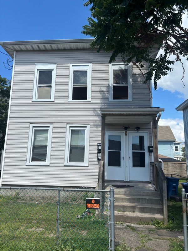 Building Photo - 219 Newfield Ave Rental