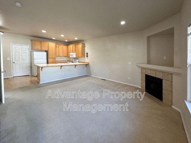 Building Photo - 3108 NW Morning Glory Dr