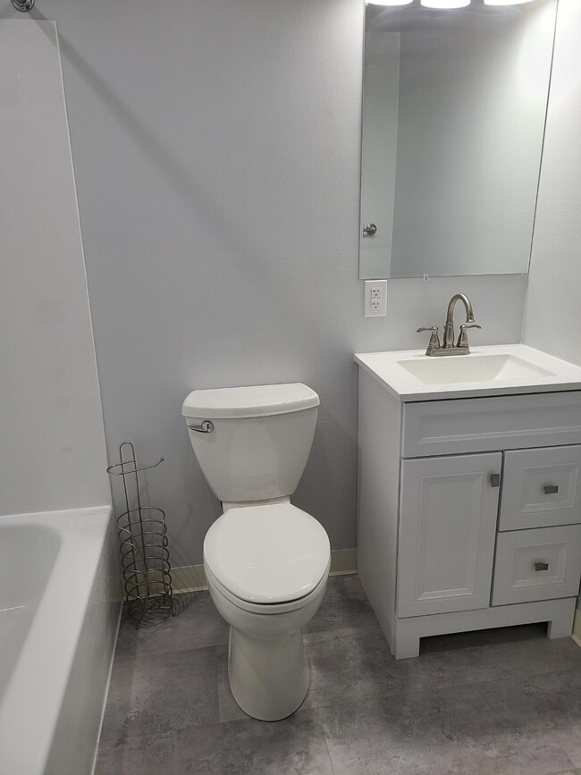 Photo - Fox Chapel Arms