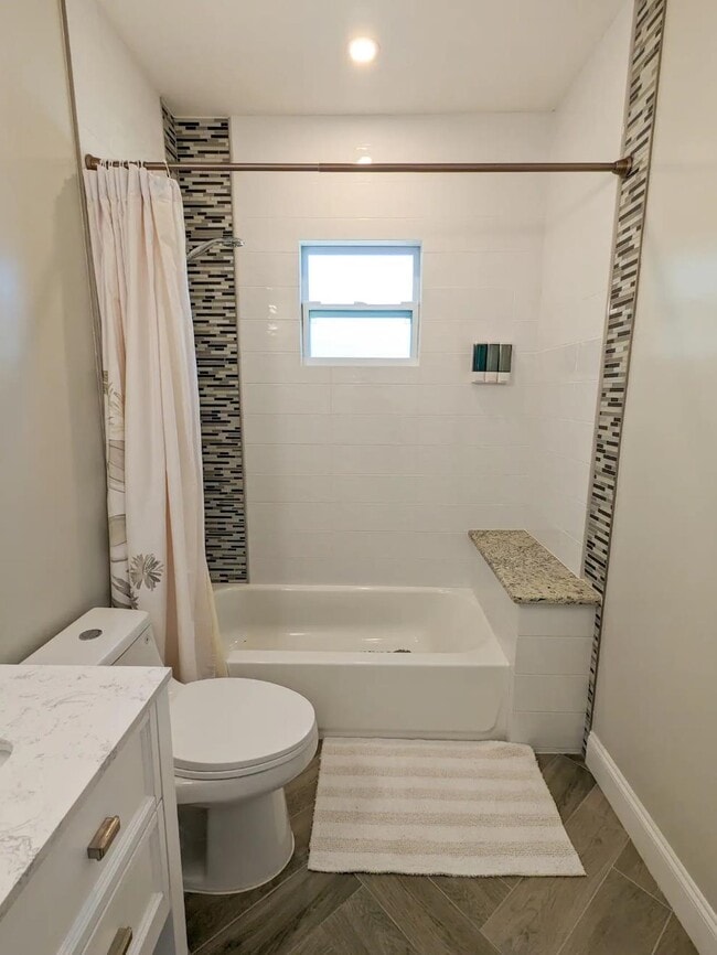 Photo - 1804 E Louisiana Ave Unit Duplex