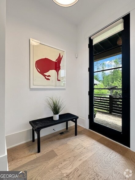 Building Photo - 300 Mado Ln Rental