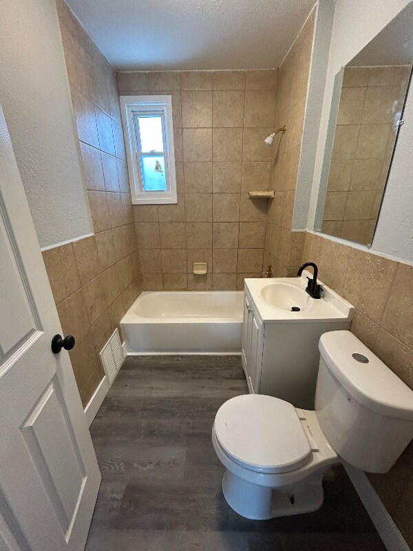 Photo - 4666 N 38th St