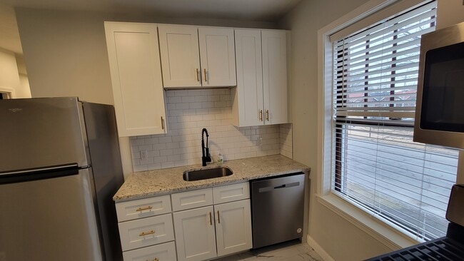 Photo - 5539 Holly Hills Ave Unidad 5539