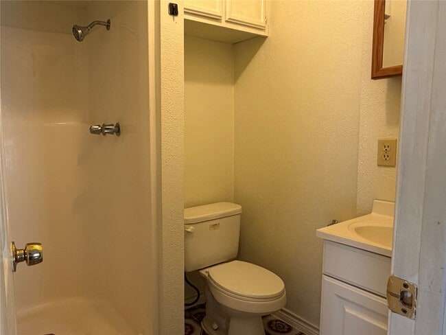 Photo - 141 Cherry Tree