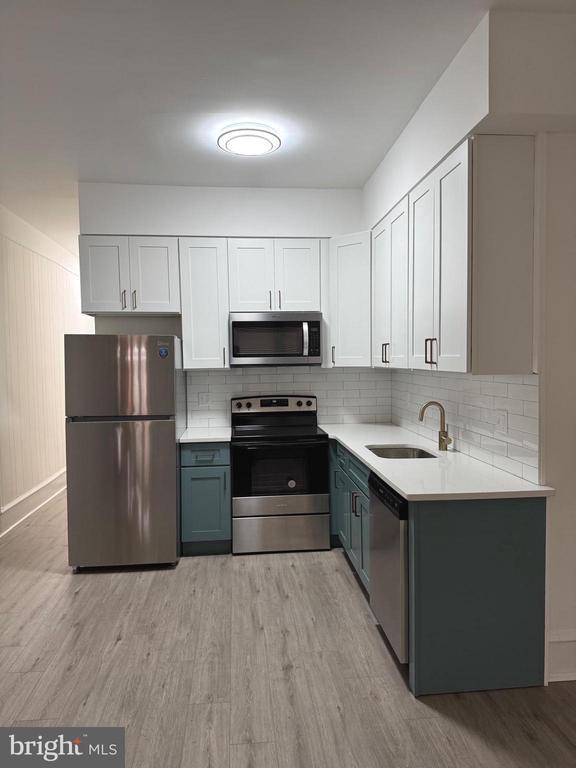 Photo - 433 W Bringhurst St Unit 1