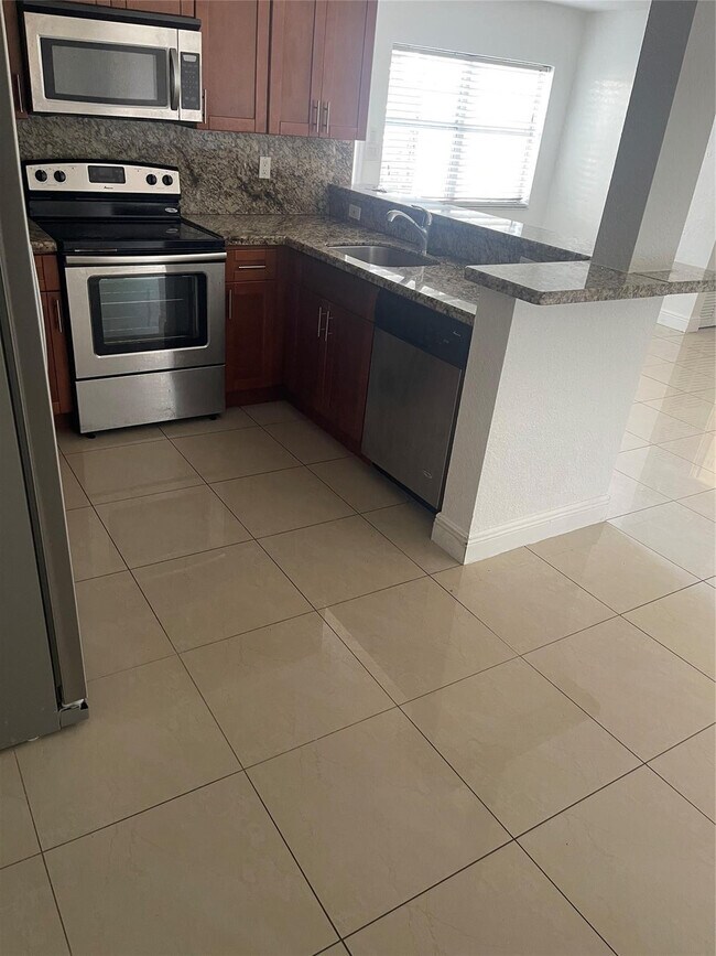 Photo - 3611 NE 15th Ave