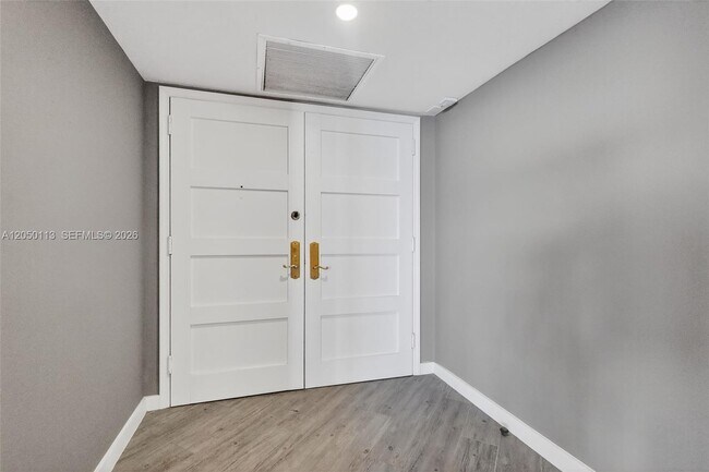 Photo - 16711 Collins Ave Unit 8