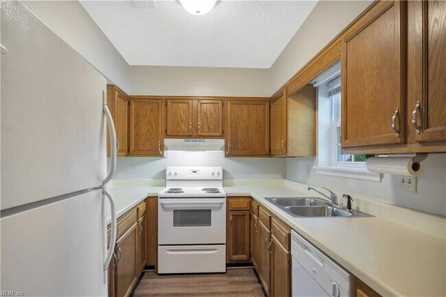 Photo - 1628 Angel Ct Casa Adosada