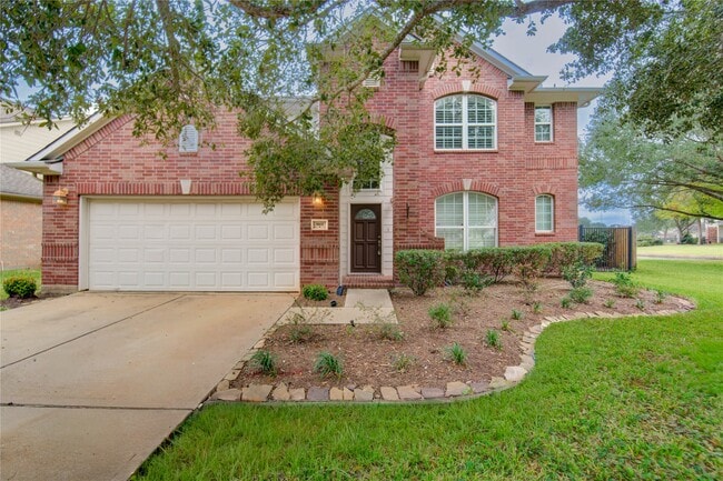 Photo - 5802 Horseshoe Falls