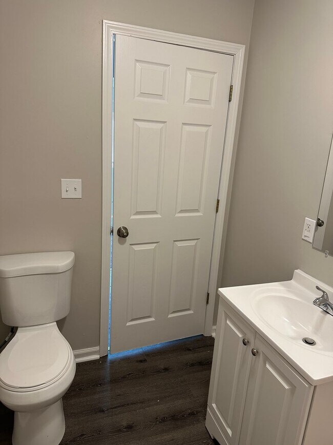 Photo - Cozy 2 bedroom for rent!