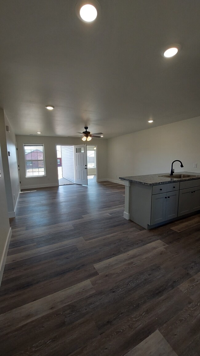 Photo - 517 Eagle St