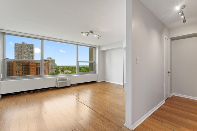 Photo - 3600 N Lake Shore Dr Unit 1616