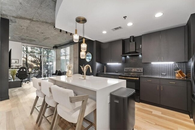 Photo - 250 Pharr Rd NE Unit 407