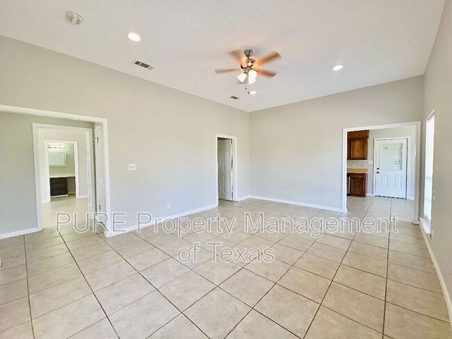 1081 Private Rd 7023