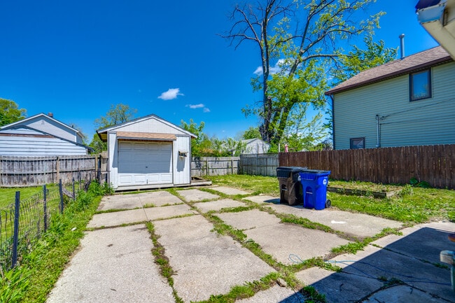 Photo - 12512 Mc Gowan Ave