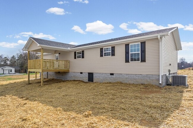 Photo - 5445 Window Cliff Rd