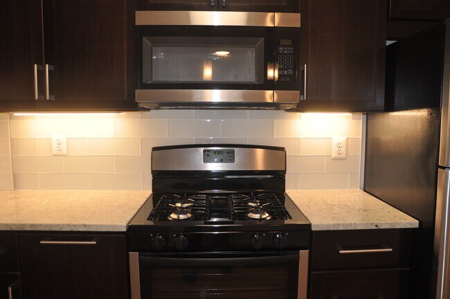 Photo - 1300 Army Navy Dr Unit 826