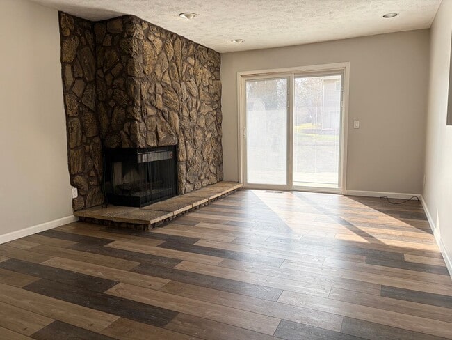 Photo - Spacious & Unique Contemporary Home – Perfect for Entertaining and Family Living!