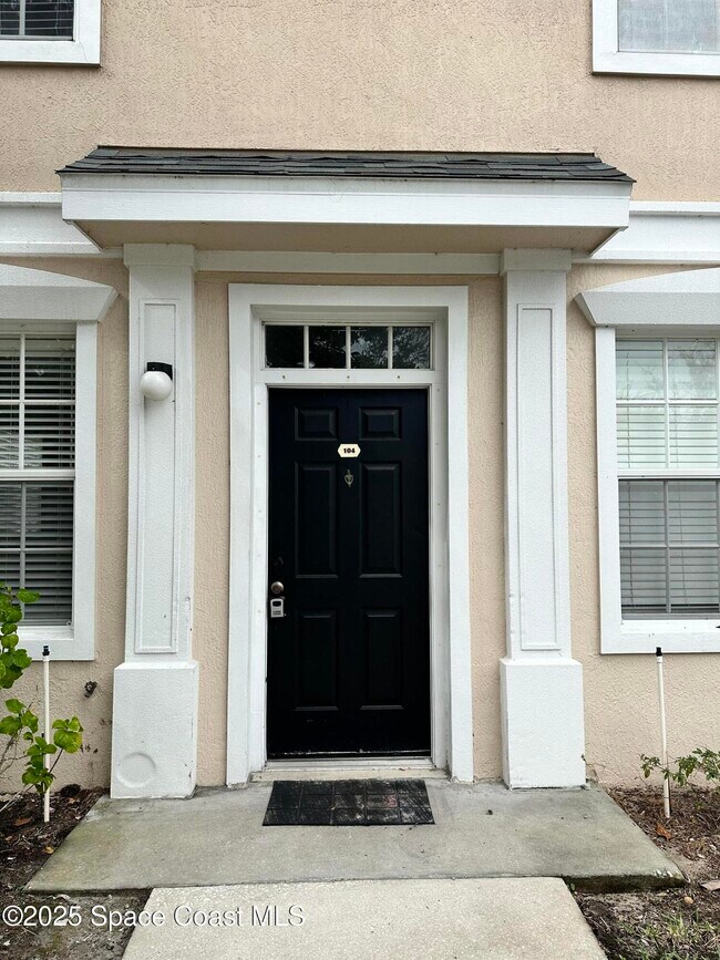 Photo - 105 Turpial Way Unit 104