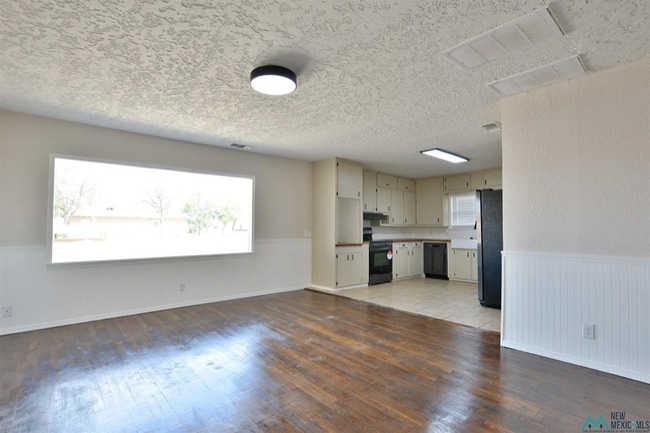 Photo - 400 S Abilene Ave