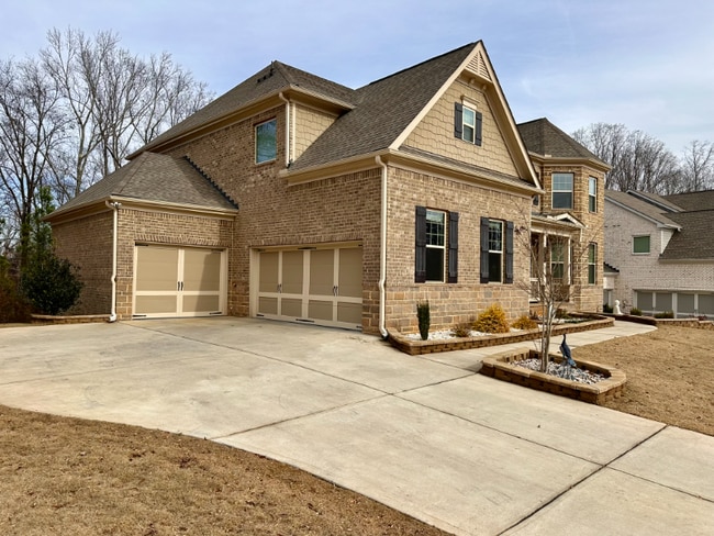 Photo - 6060 Ashborough Park