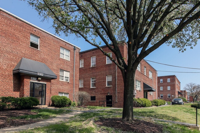 Photo - Terrace Green