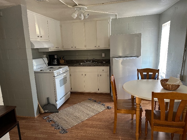 Photo - 516 Hawthorne St Unidad 1