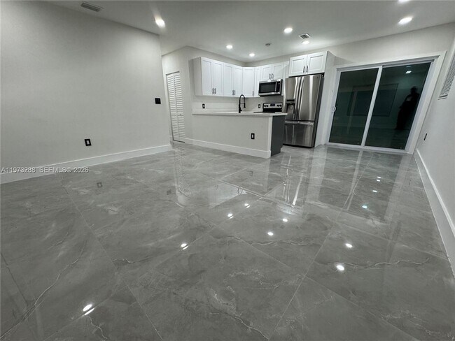 Photo - 1270 NE 207th Terrace