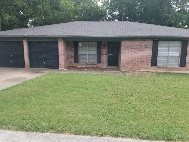 Building Photo - 10505 Golden Quail Dr Rental