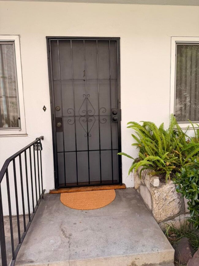 Front Door - 1324 14th St