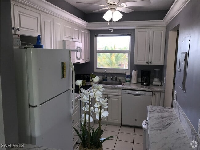 Building Photo - 225 Turtle Lake Ct Unit 301 Rental