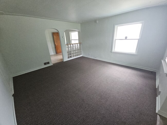 518 Emmett St E Unit 518