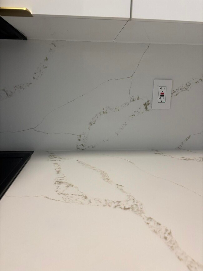 Photo - 924 SE 2nd St Unidad 22