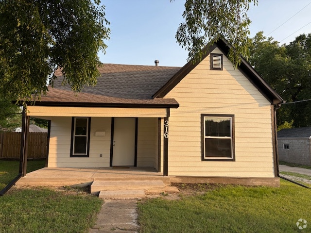 Building Photo - 316 NE 10th St Rental