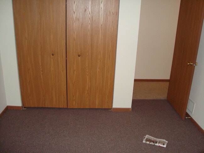 Dormitorio 1 de 3 - 2217 Hermon Ave