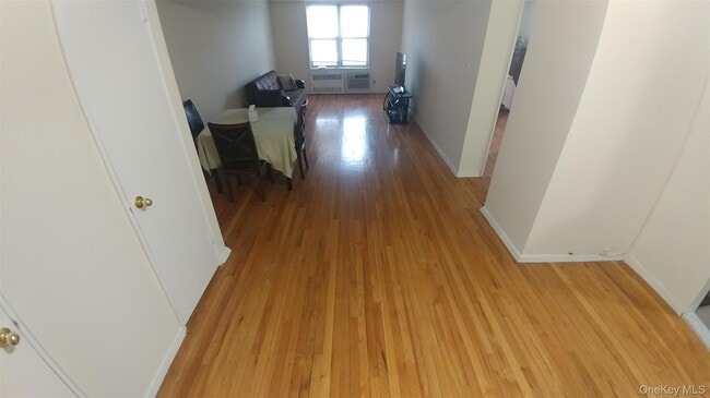 Photo - 66-15 Thornton Pl Unit 5V