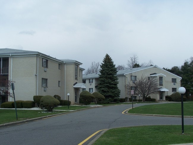 Baldwin Manor