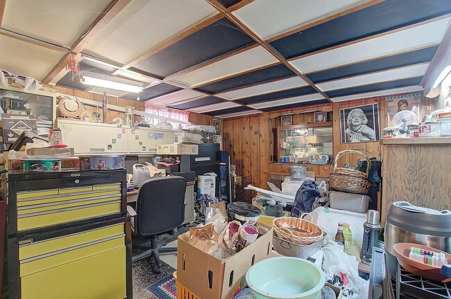 Photo - 1267 Hewitt Ave