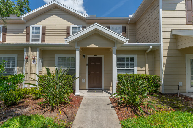 Photo - 5356 Diplomat Ct Townhome