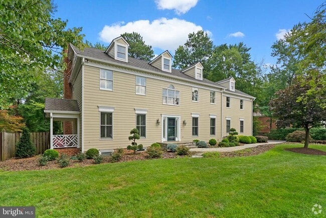 Building Photo - 1301 Daviswood Dr Rental