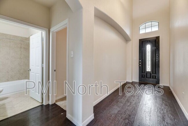 415 San Marcos Dr