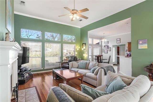 Photo - 712 Homewood Dr