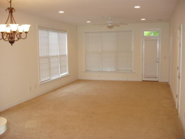 Photo - 208 Trillium Ct