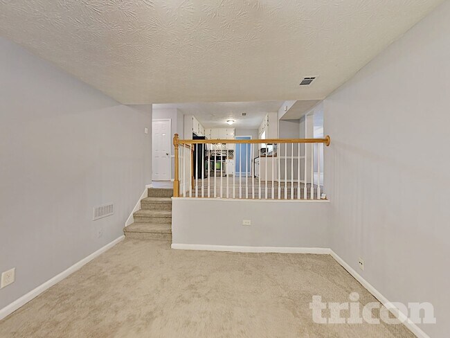 Photo - 718 Post Rd Ln