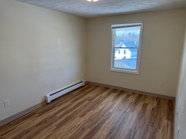 Photo - 106 Granite St Unit 14