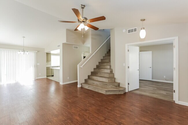 Photo - 7045 N 28th Ave